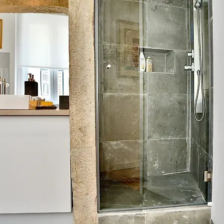 Appartement Bright And Spacious Three Bedroom In The Heart Of Lissabon