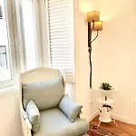 Апартаменты Bright And Spacious Three Bedroom In The Heart Of Лиссабон